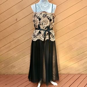 Alex Evenings Sleeveless Dress